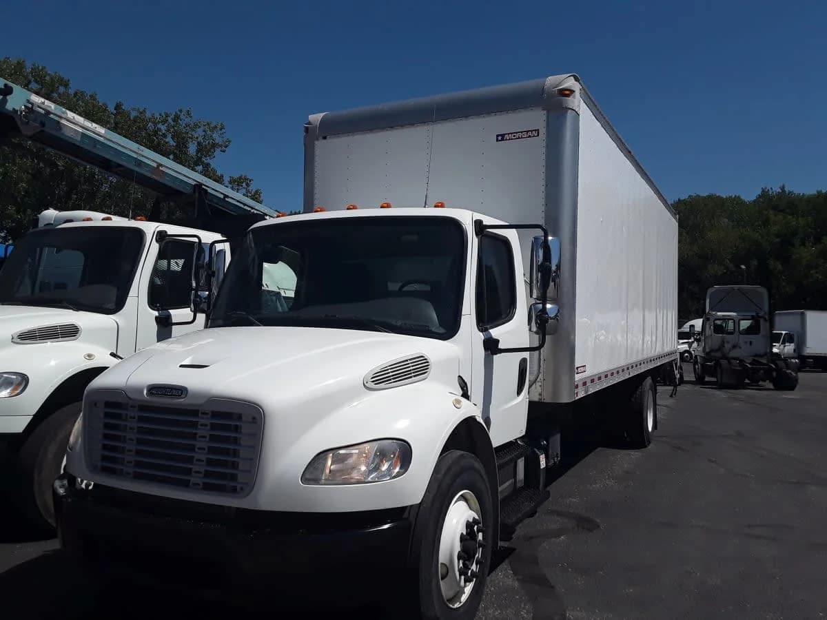 2018 Freightliner M2 106