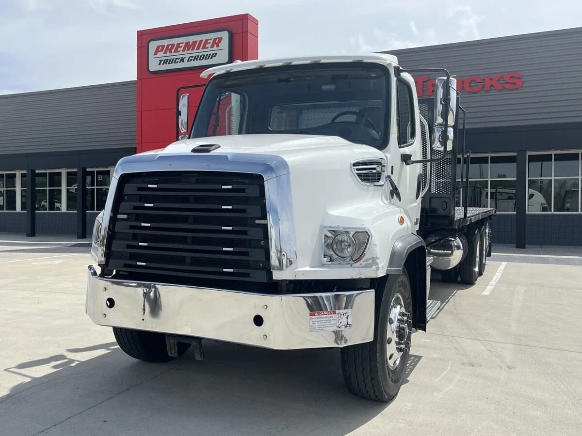 2017 Freightliner 114SD