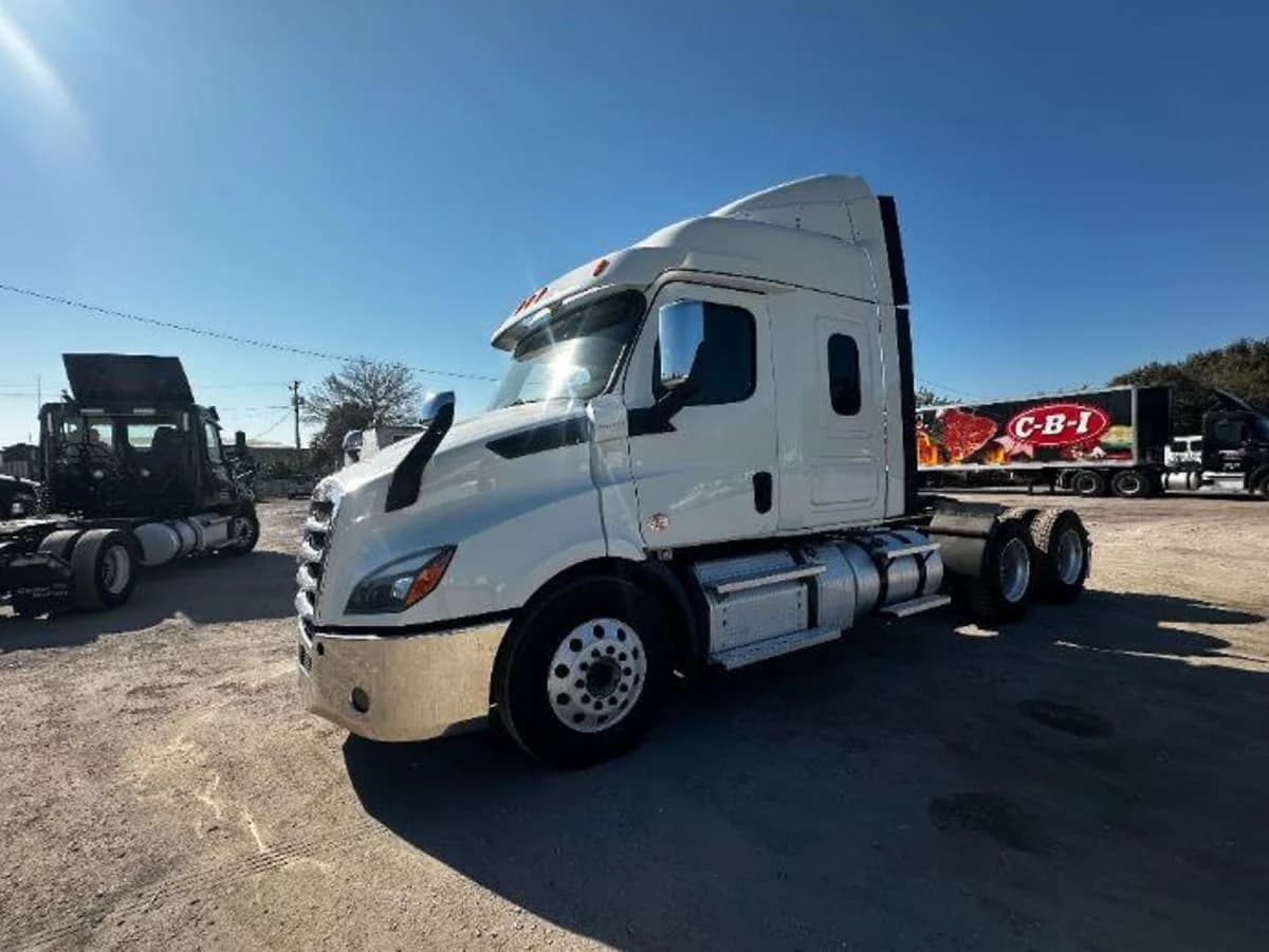 2020 Freightliner Cascadia