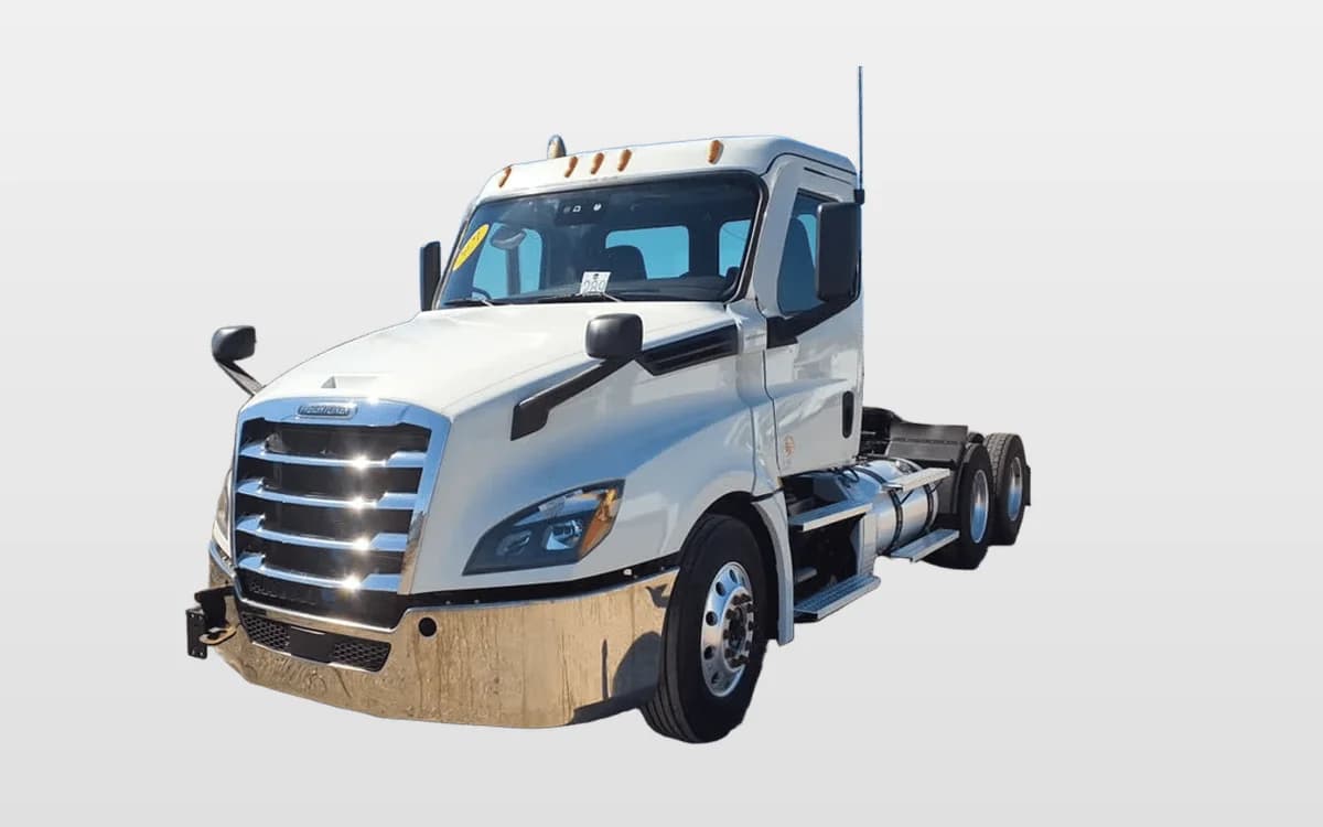 2021 Freightliner Cascadia — photo 1