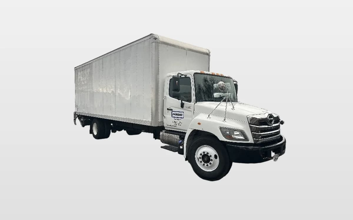 2021 Hino L6 — photo 1