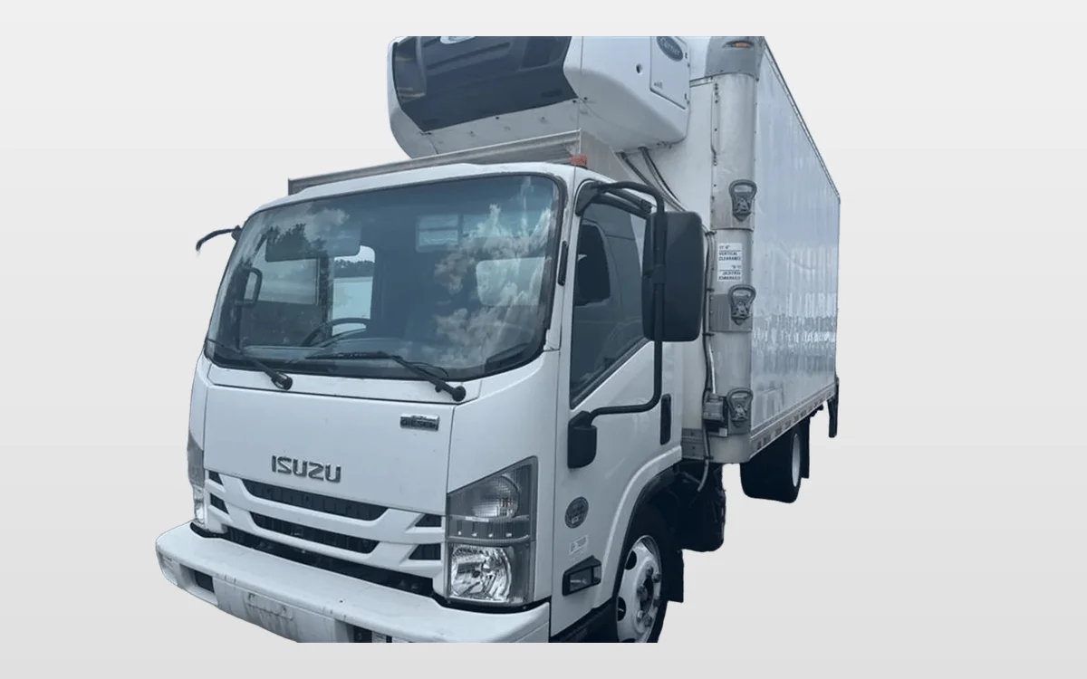 2019 Isuzu NPR — photo 1