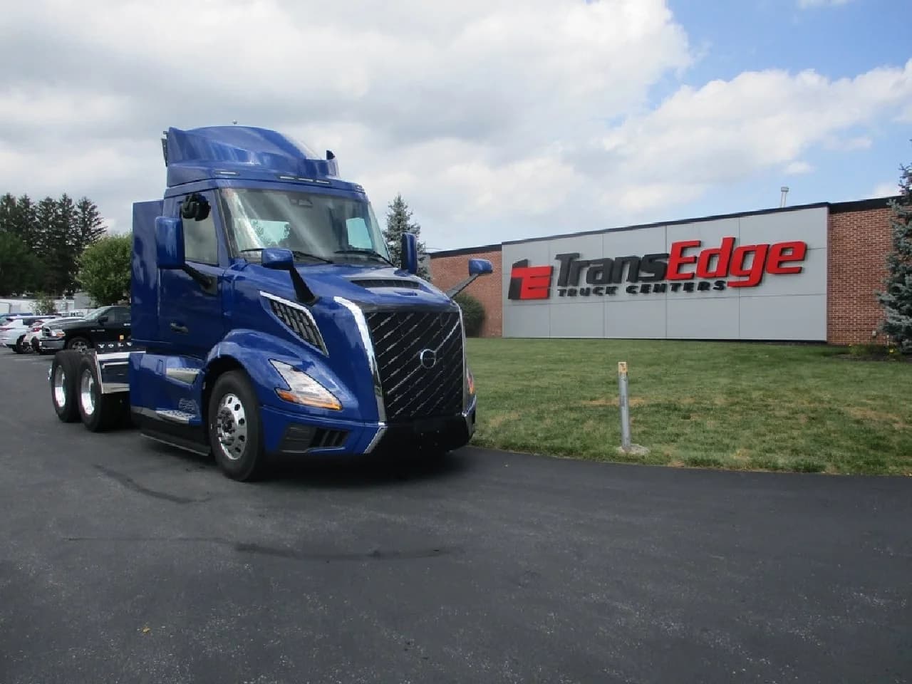 2026 Volvo VNL 300
