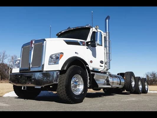 2026 Kenworth T880