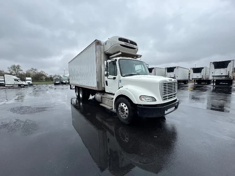 2021 Freightliner M2 112