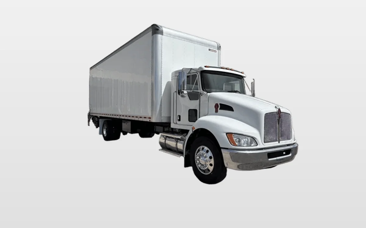 2021 Kenworth T270 — photo 1