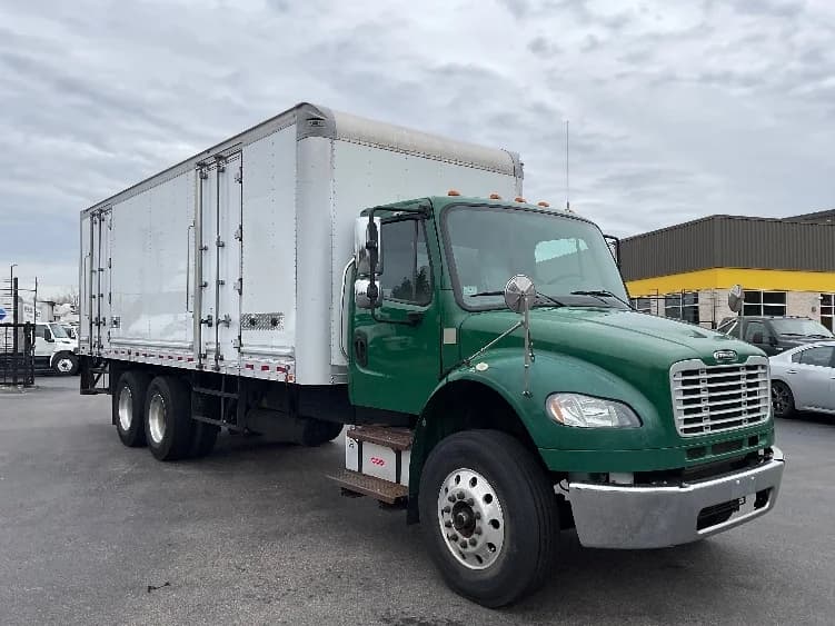 2019 Freightliner M2 106