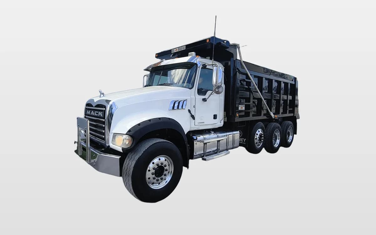 2020 Mack Granite — photo 1