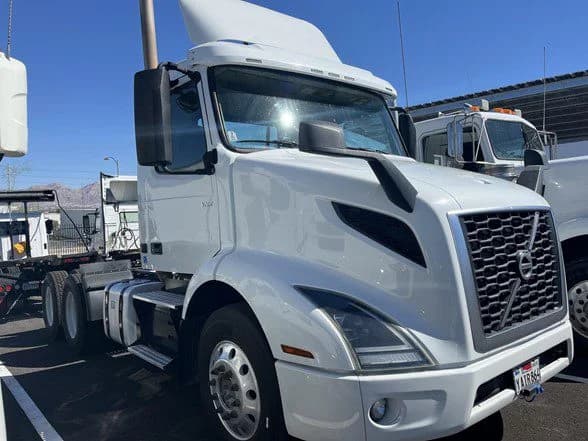 2018 Volvo VNR 640