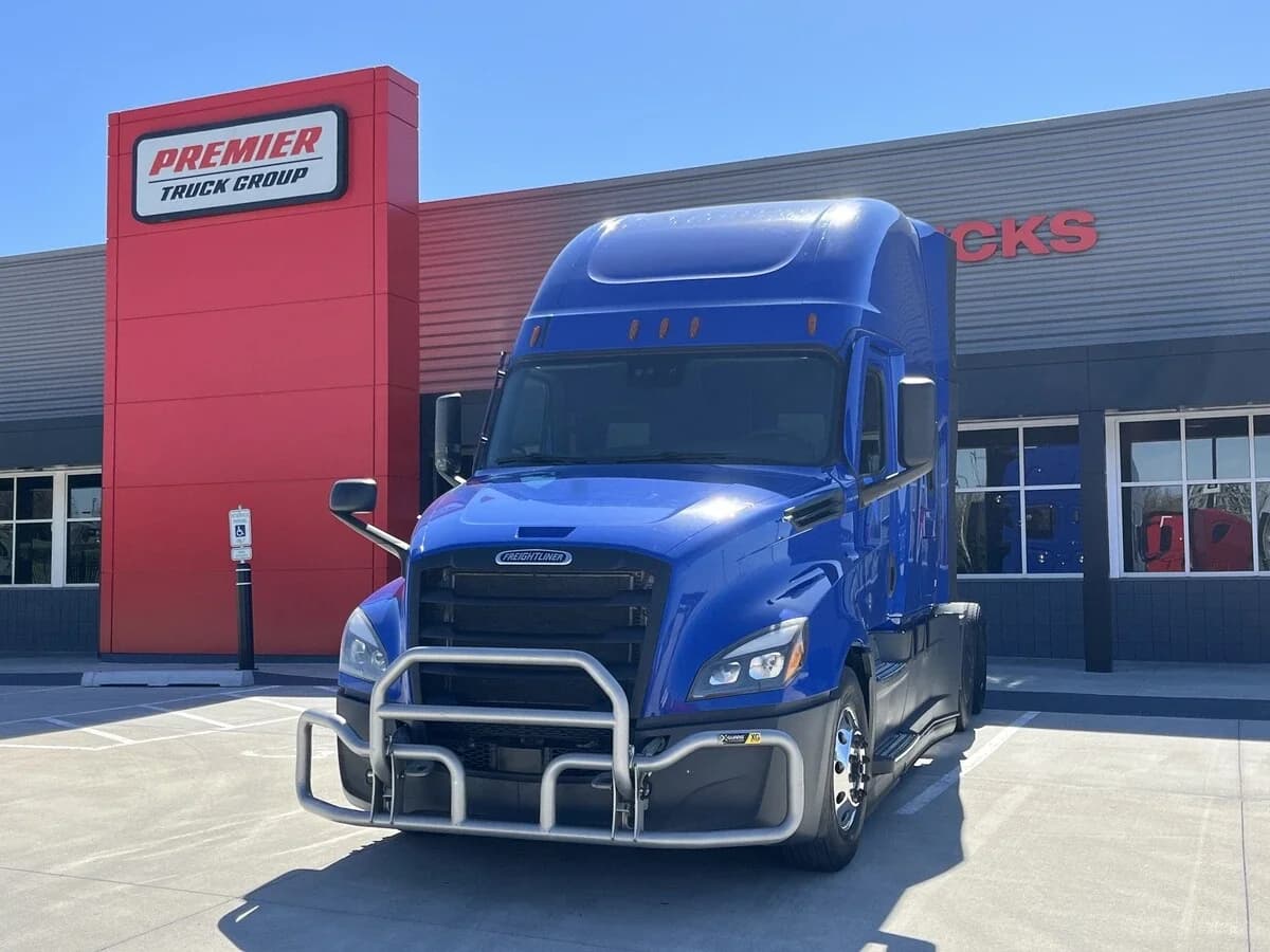 2022 Freightliner Cascadia