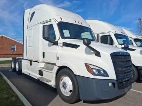 2021 Freightliner Cascadia