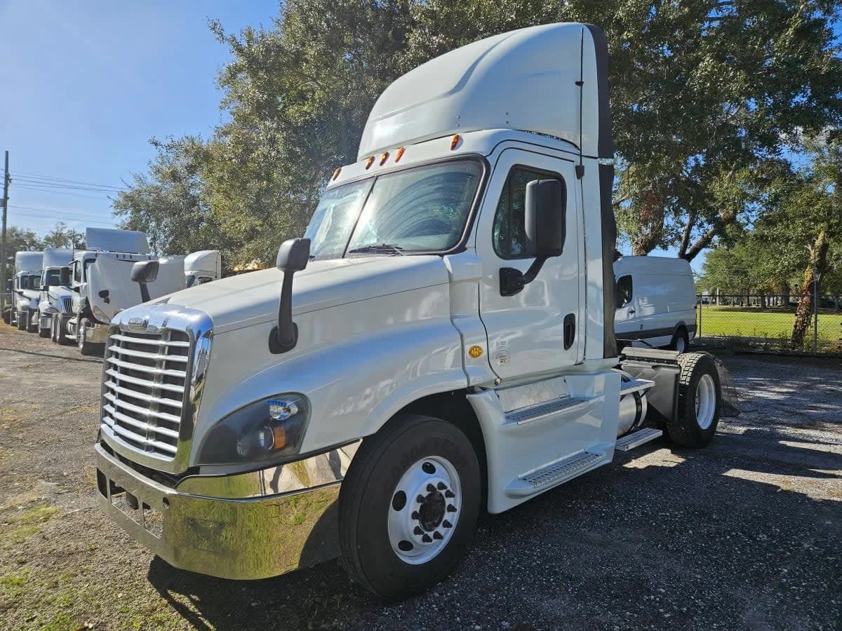 2016 Freightliner Cascadia