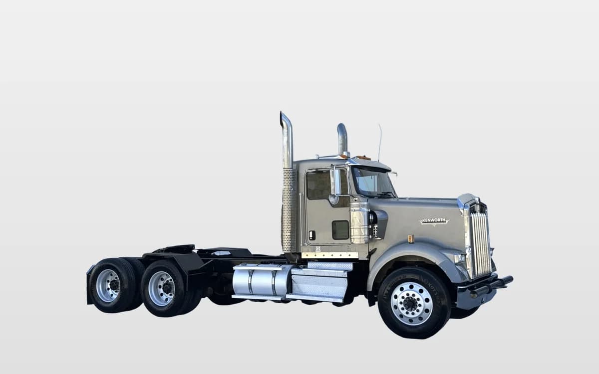 2021 Kenworth W900 — photo 1