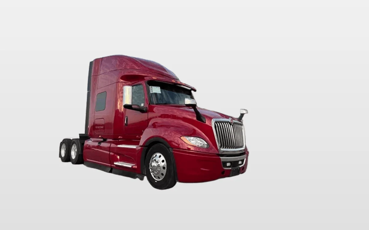 2024 International LT — photo 1