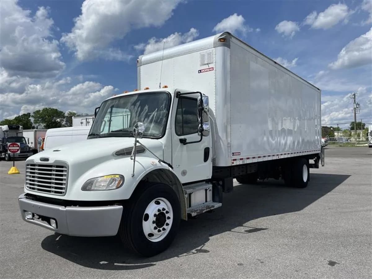 2019 Freightliner M2 106