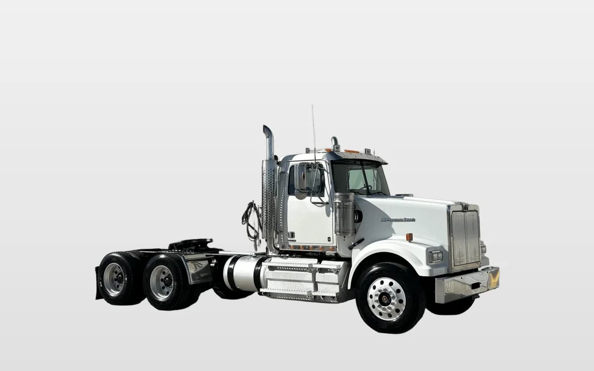 2015 Western Star 4900 — photo 1