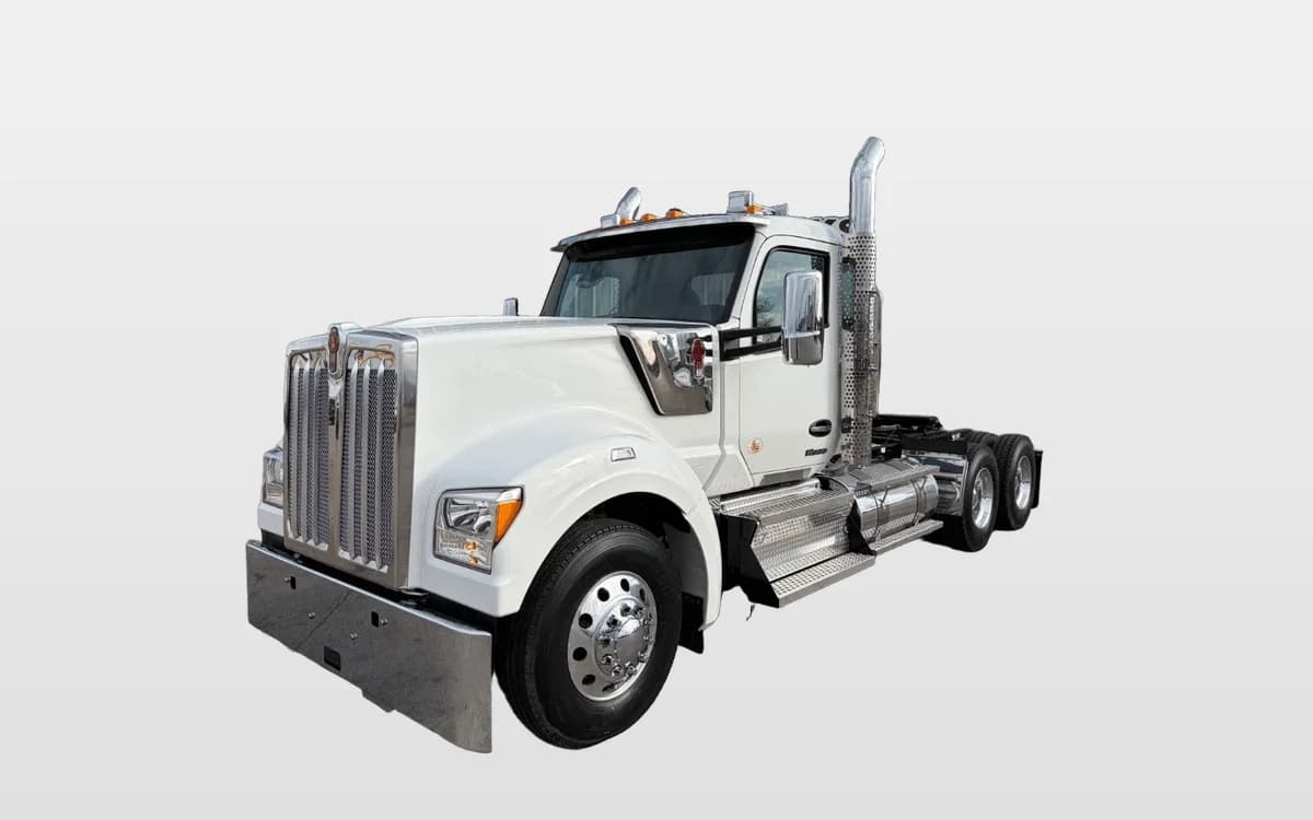2027 Kenworth W990 — photo 1