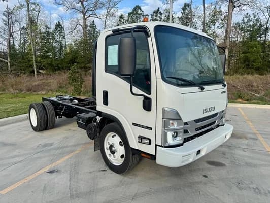 2026 Isuzu NPR