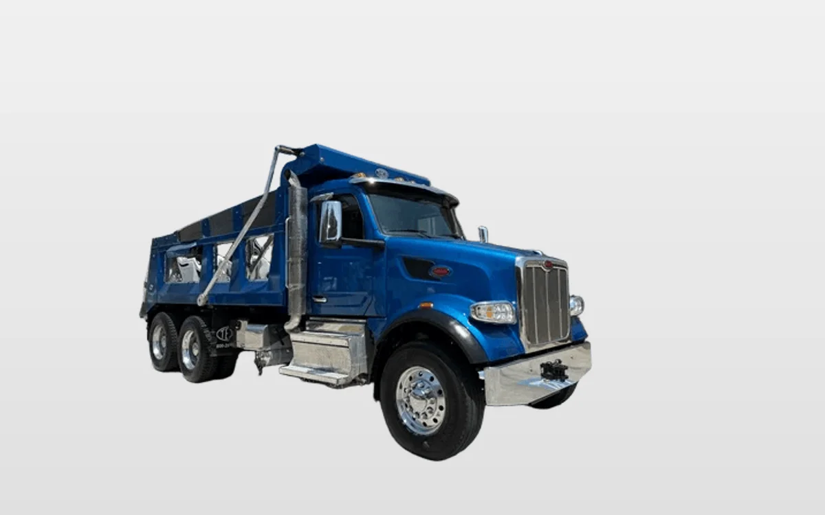 2025 Peterbilt 567 — photo 1