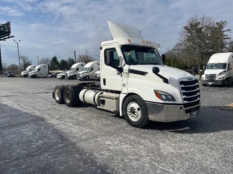 2020 Freightliner Cascadia
