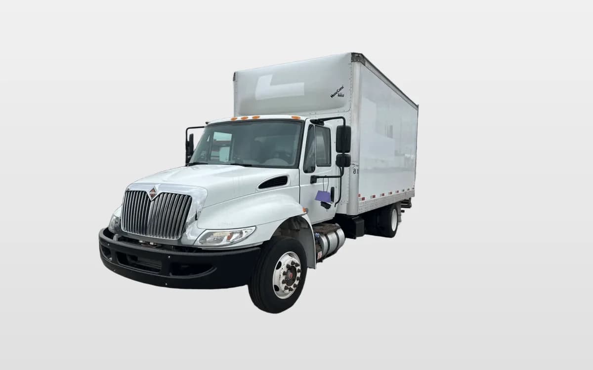 2019 International 4300 — photo 1