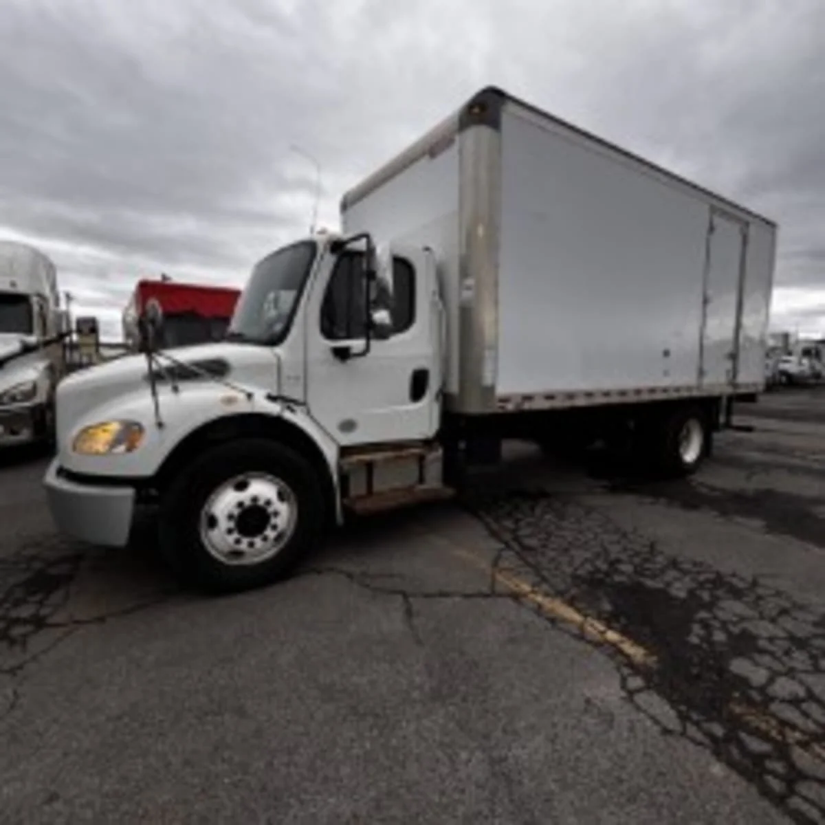 2020 Freightliner M2 106