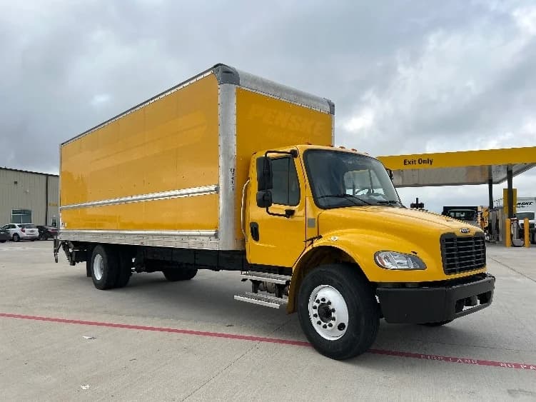 2022 Freightliner M2 106