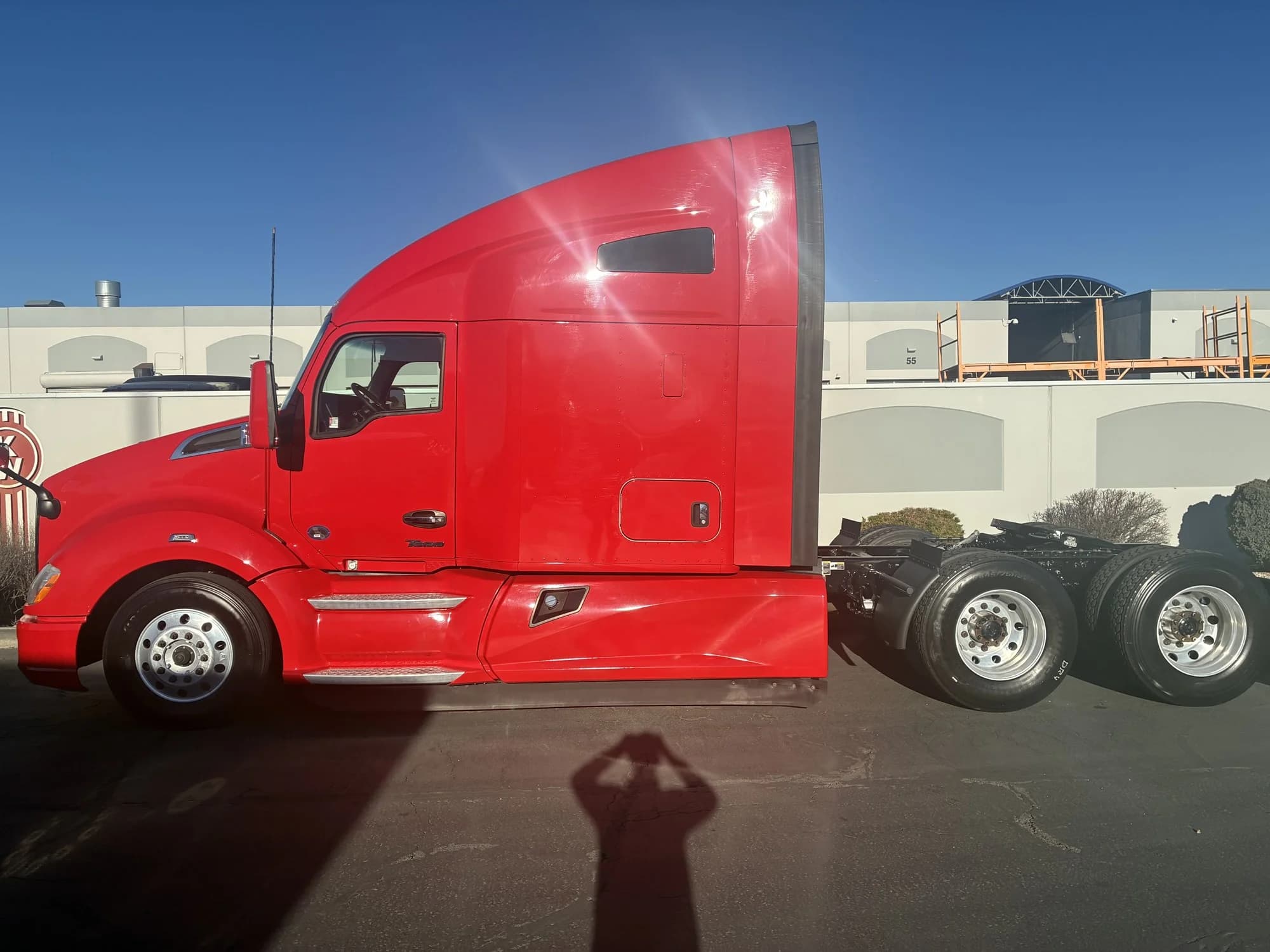 2022 Kenworth T680