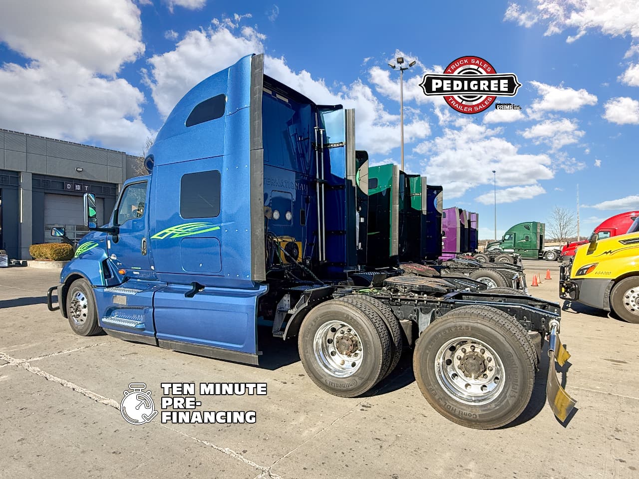 2023 International LT — photo 2