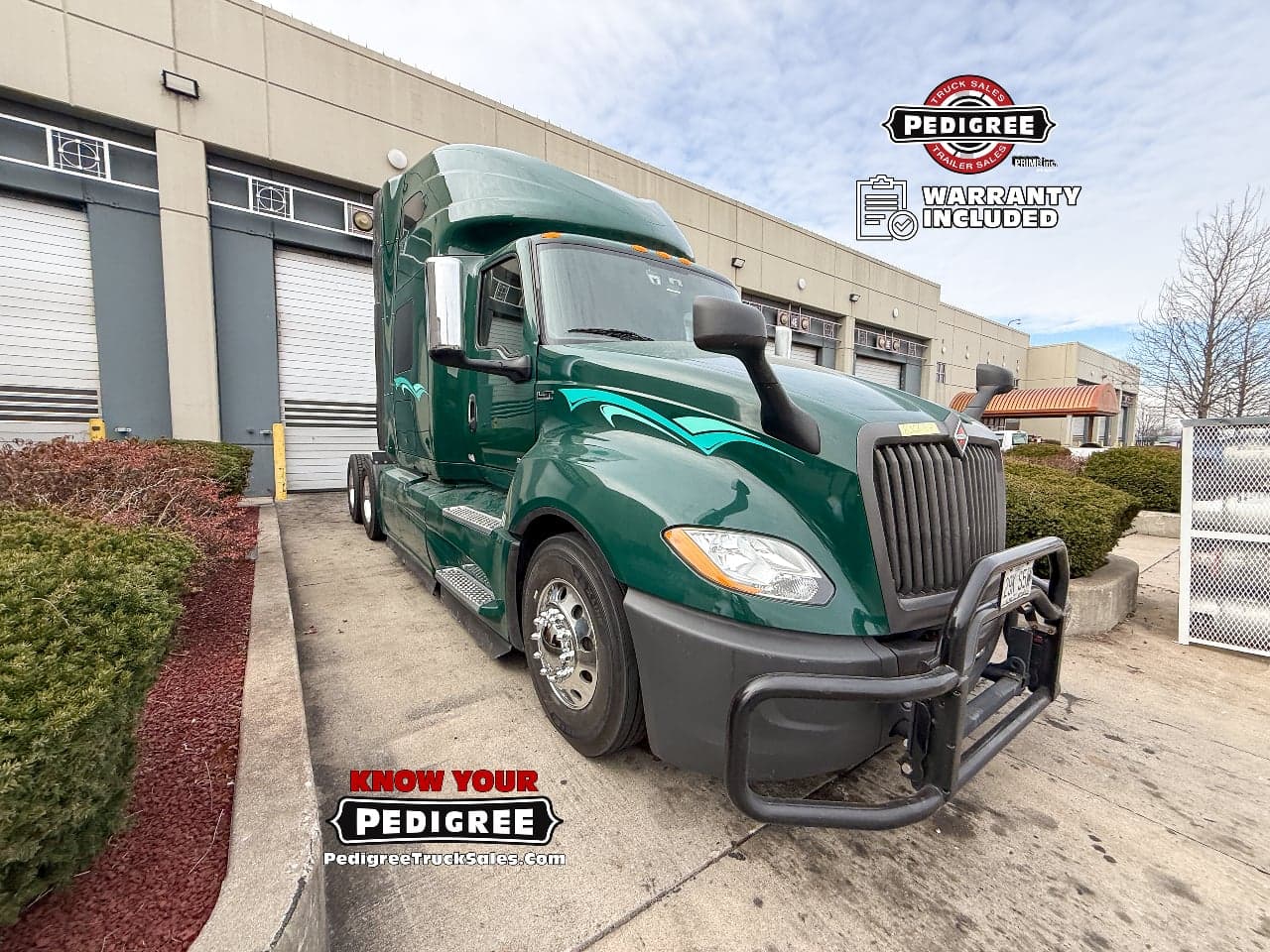 2023 International LT — photo 2