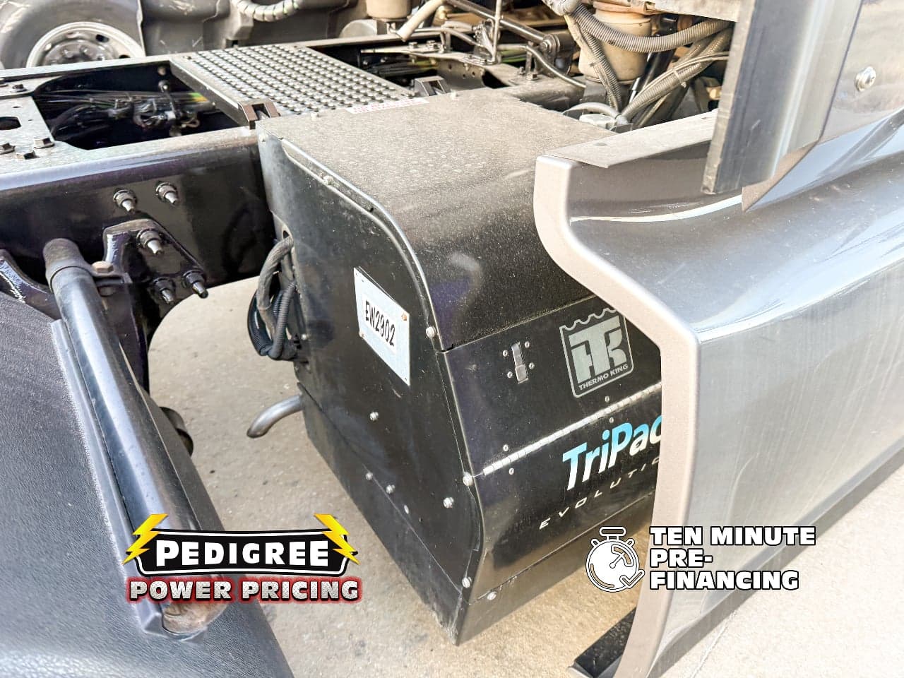 2023 International LT — photo 2