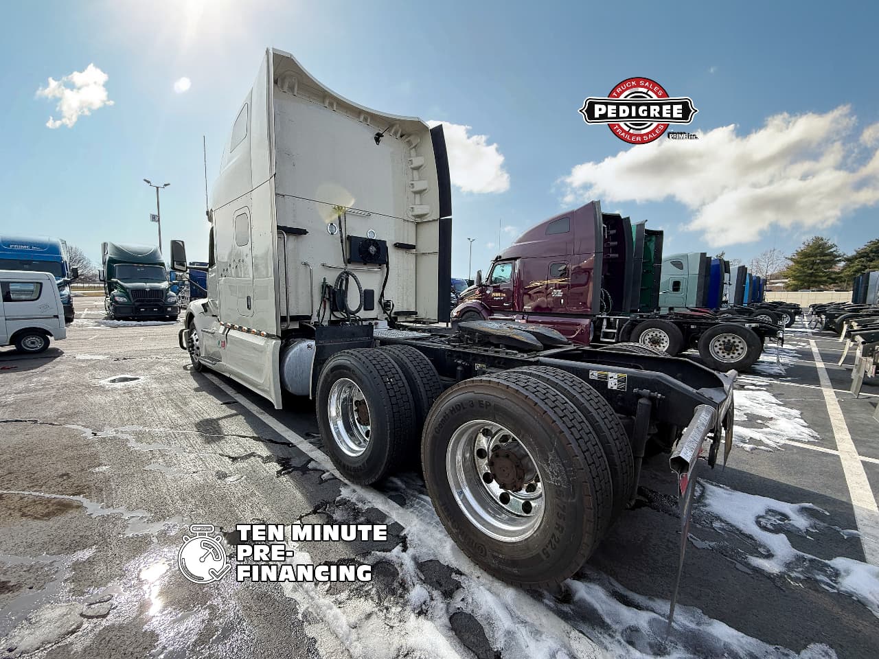 2023 Peterbilt 579 — photo 2