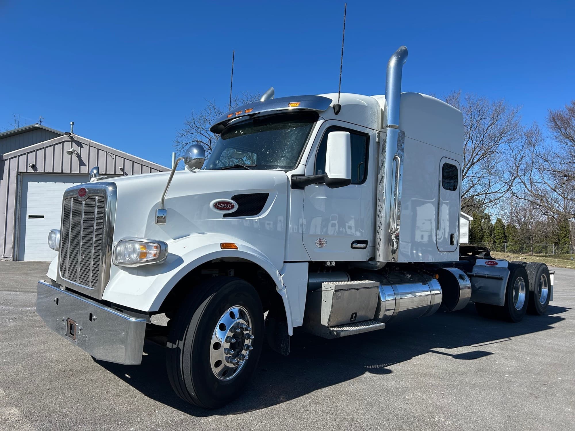 2022 Peterbilt 567 — photo 2