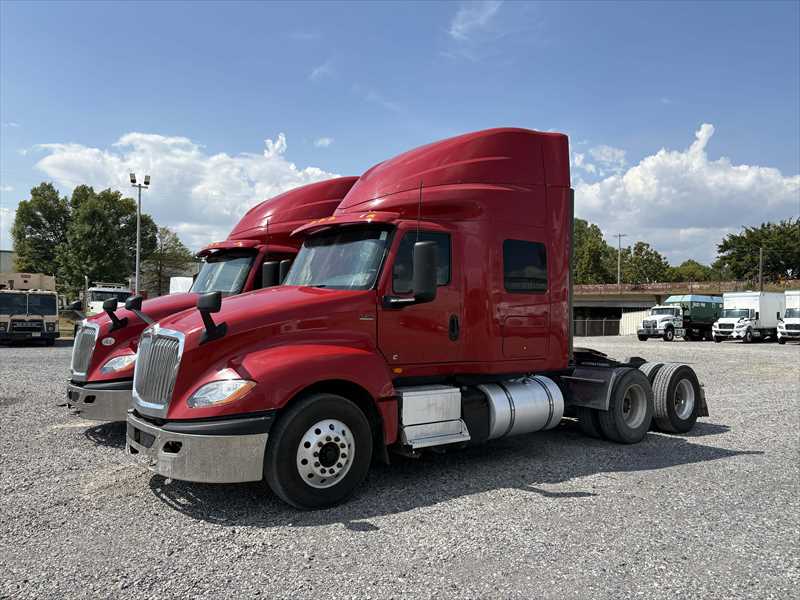 2021 International LT — photo 2
