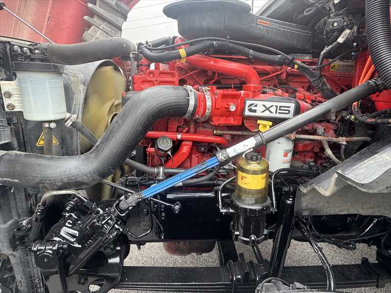 2021 International LT — photo 9