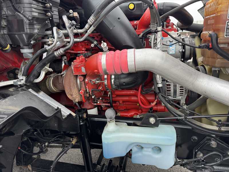 2021 International LT — photo 9