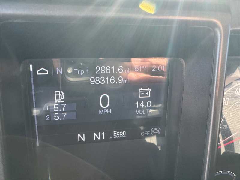 2023 Mack Granite — photo 14