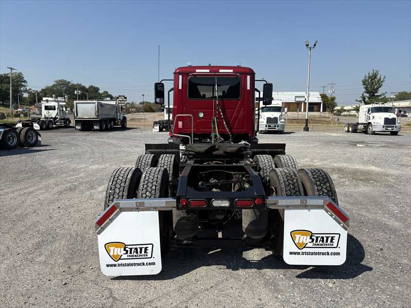 2025 Mack Anthem — photo 4