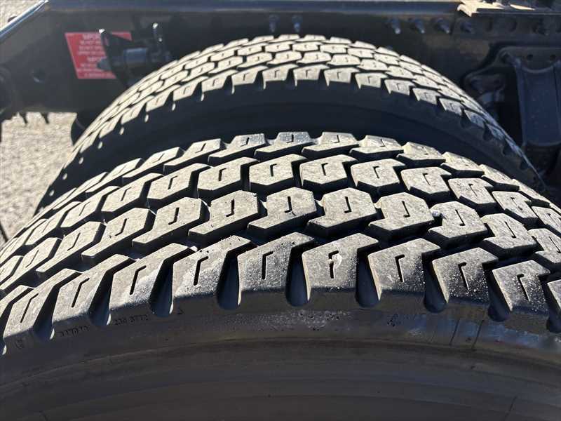 2021 Volvo VNL 760 — photo 12