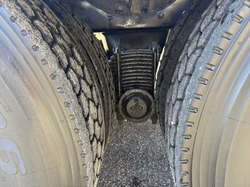 2019 Mack Granite — photo 8