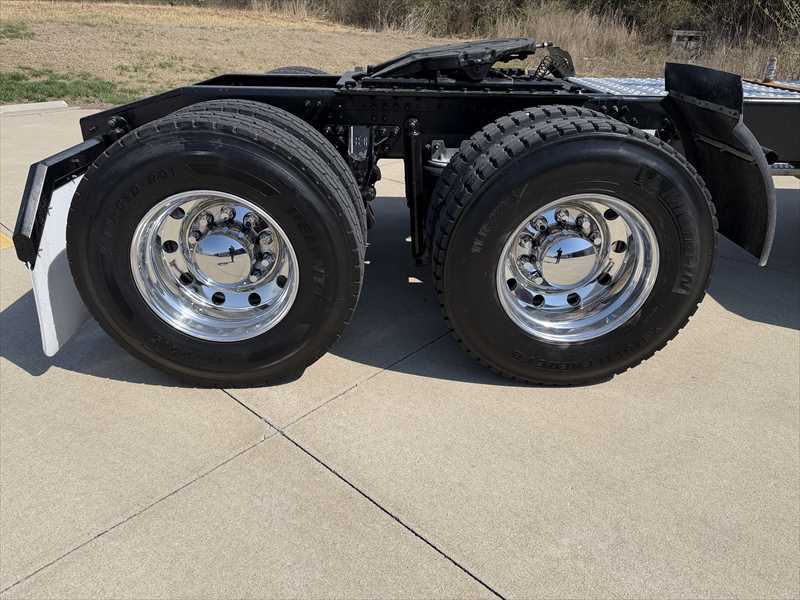 2024 Mack Pinnacle — photo 4