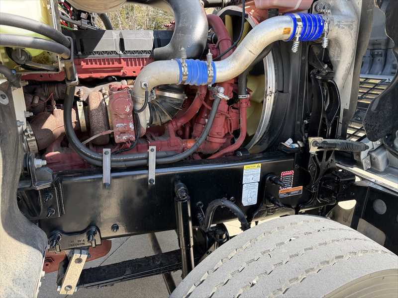 2024 Mack Pinnacle — photo 12