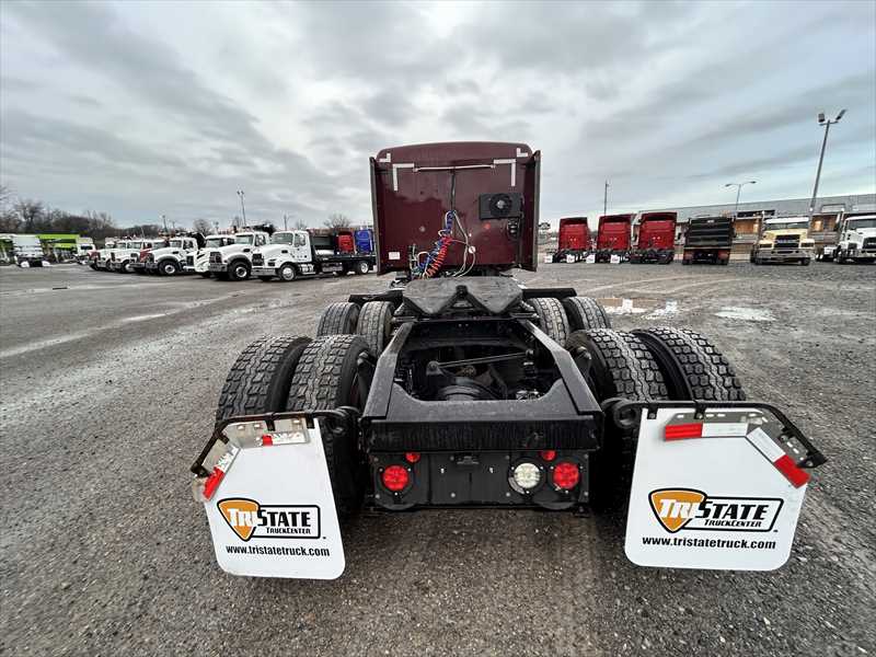 2020 Mack Anthem — photo 4