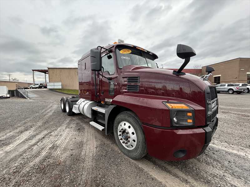 2020 Mack Anthem — photo 7