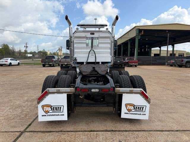 2025 Mack Pinnacle — photo 4