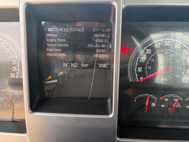 2025 Mack Pinnacle — photo 13