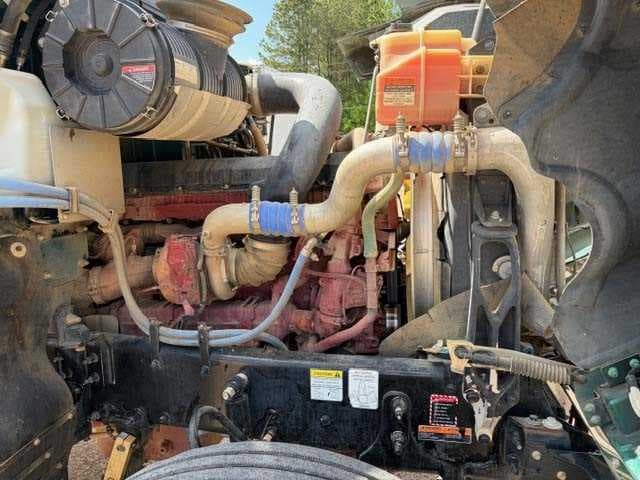 2025 Mack Pinnacle — photo 10