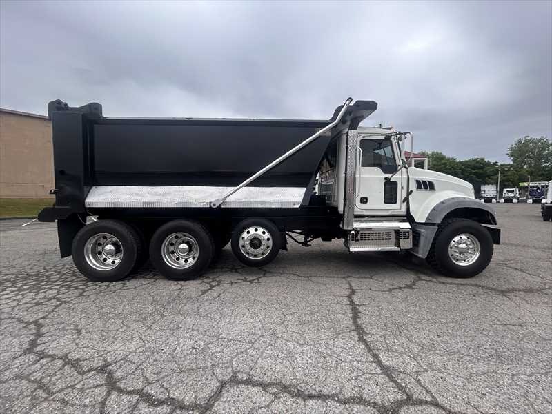 2019 Mack Granite — photo 6