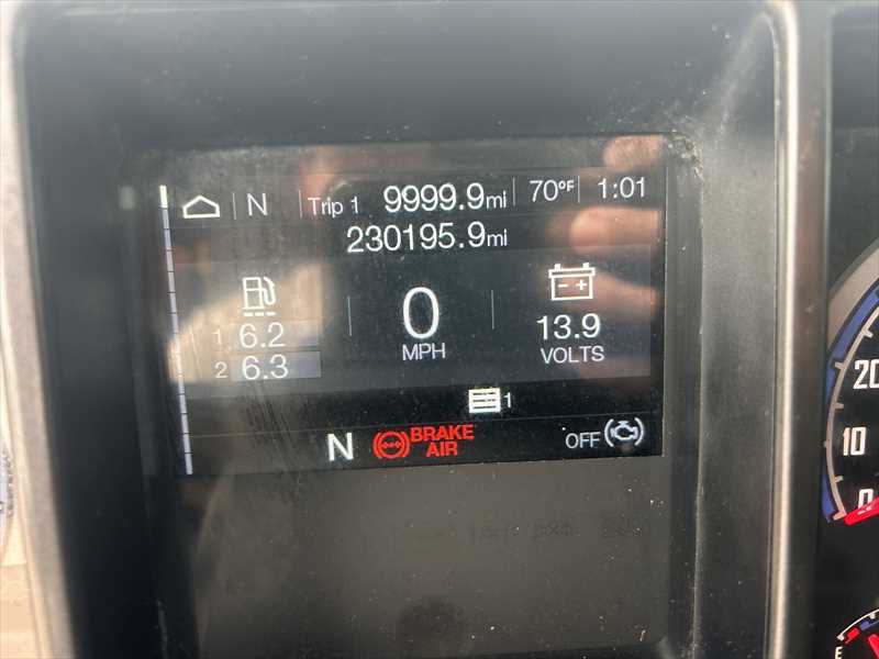 2019 Mack Granite — photo 9