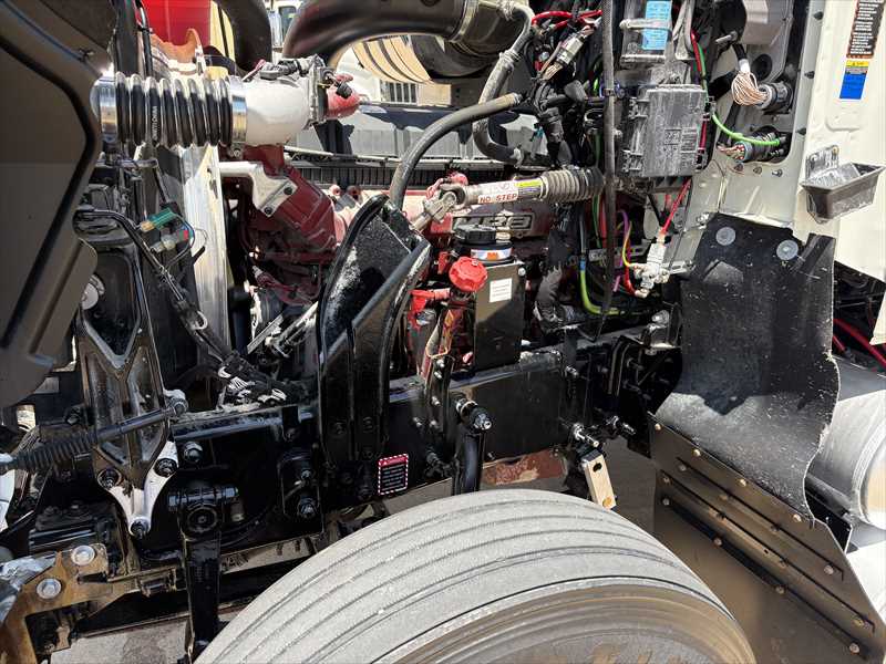 2020 Mack Pinnacle — photo 9